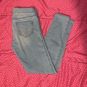 Hollister jeans !!!!